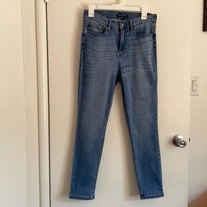 Calvin clean jeans- high rise skinny